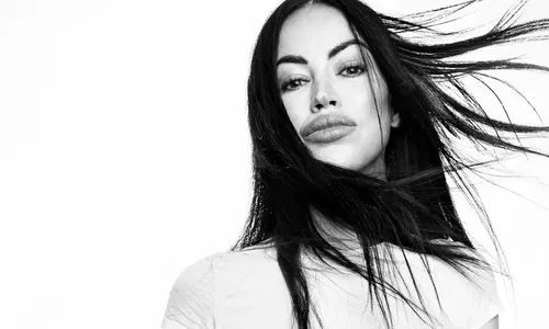 Aura Dione