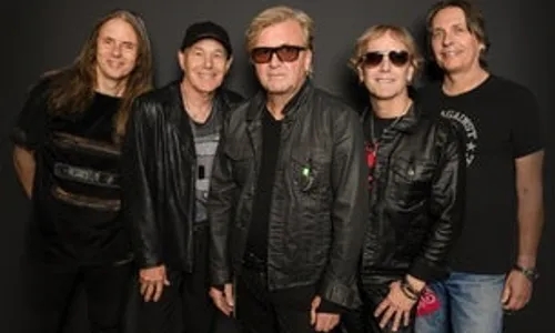 Honeymoon Suite