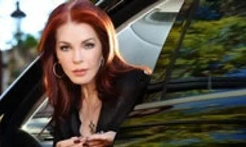 Priscilla Presley