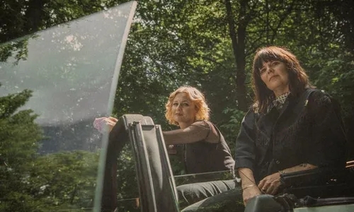 Stine Bramsen og Kajsa Vala