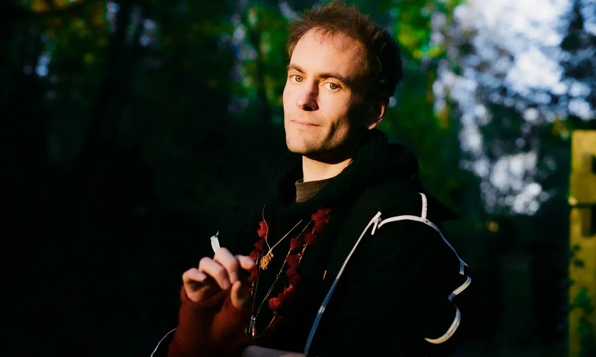 Alabaster Deplume