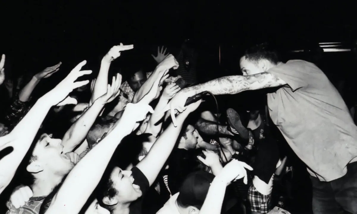 I Am the Avalanche