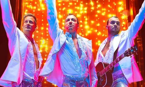 Bee Gees by Maincourse