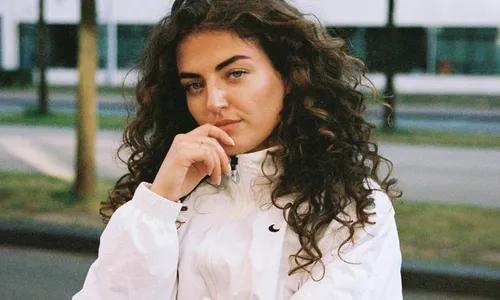 Isabel Usher