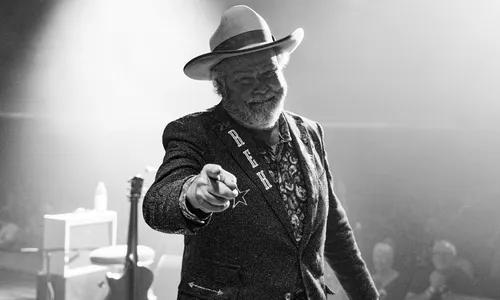 Robert Earl Keen