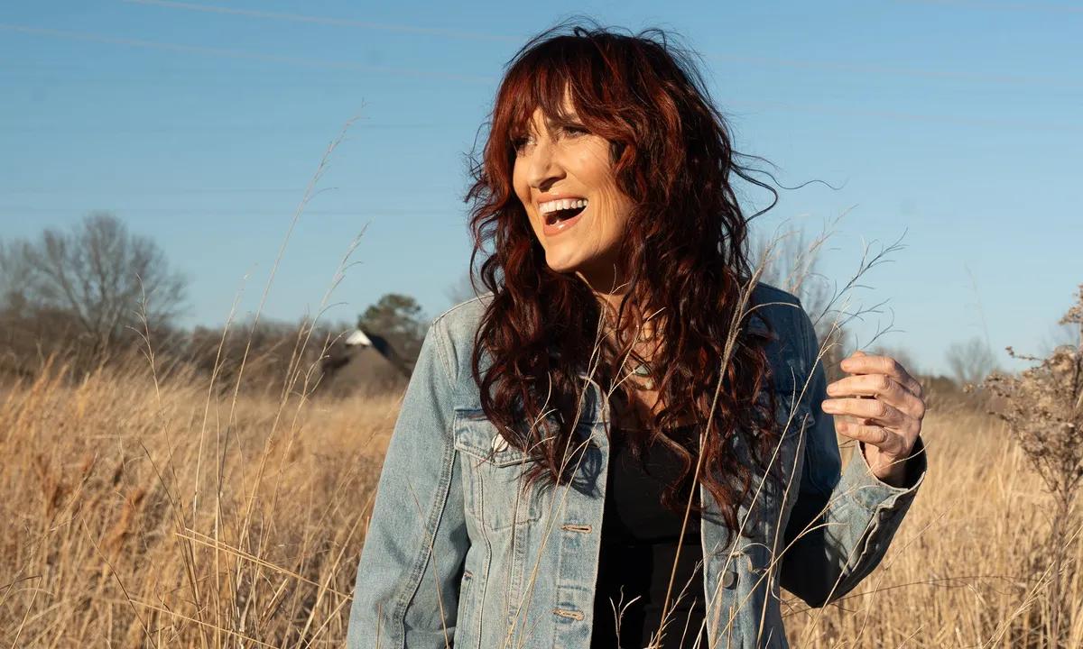 Jo Dee Messina