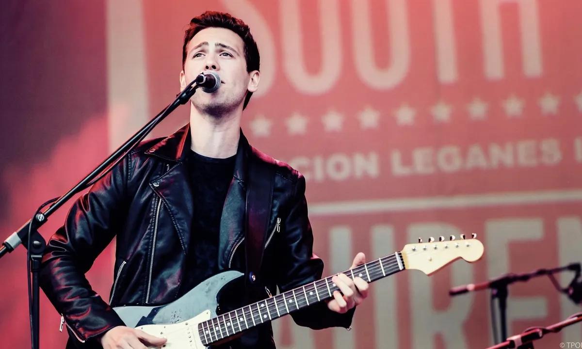 Laurence Jones