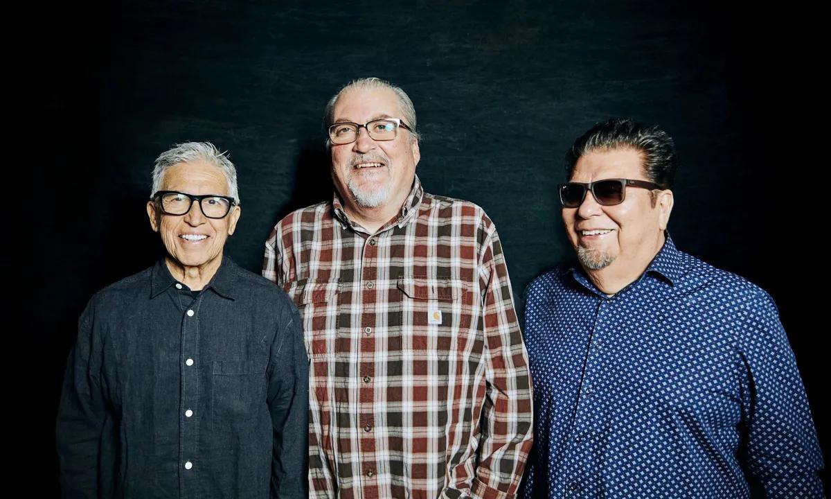 Los Lobos