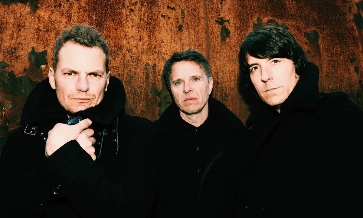 Toploader